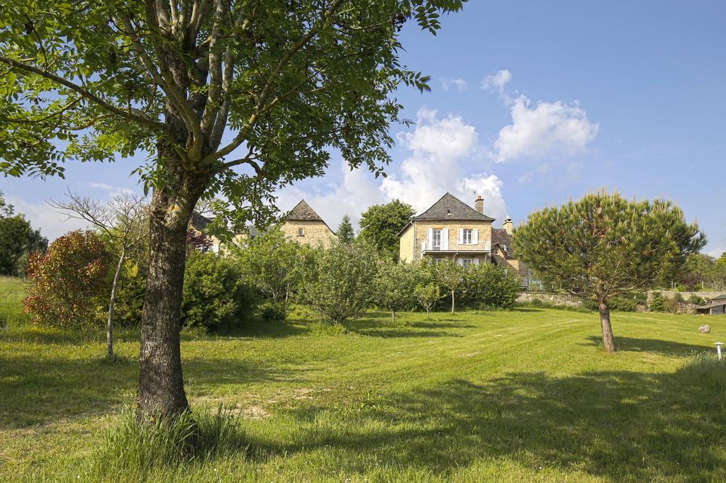 Hotel La Source Gilhodes Castelnau-de-Mandailles Zewnętrze zdjęcie