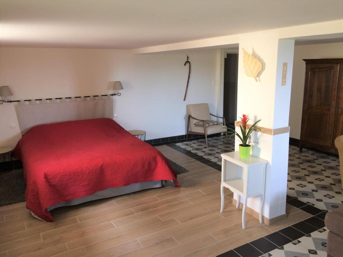 Hotel La Source Gilhodes Castelnau-de-Mandailles Zewnętrze zdjęcie